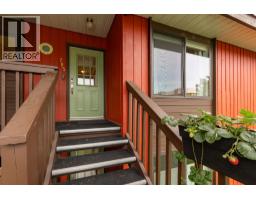 1870 Parkinson Way Unit# 205, Kelowna, British Columbia V1Y 8C9 - Photo 3 - 10400420