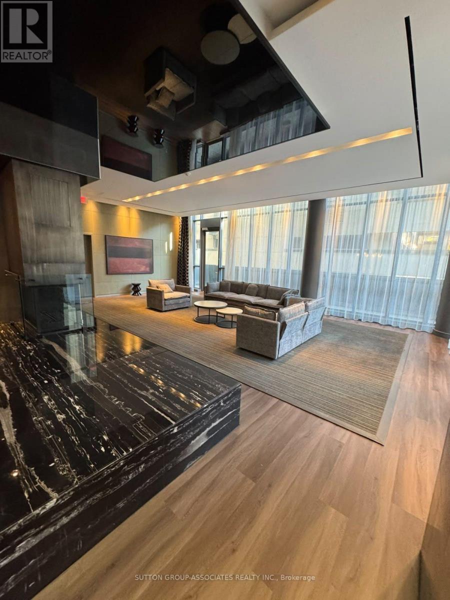 2411 - 770 Bay Street, Toronto, Ontario  M5G 0A6 - Photo 20 - C13855294