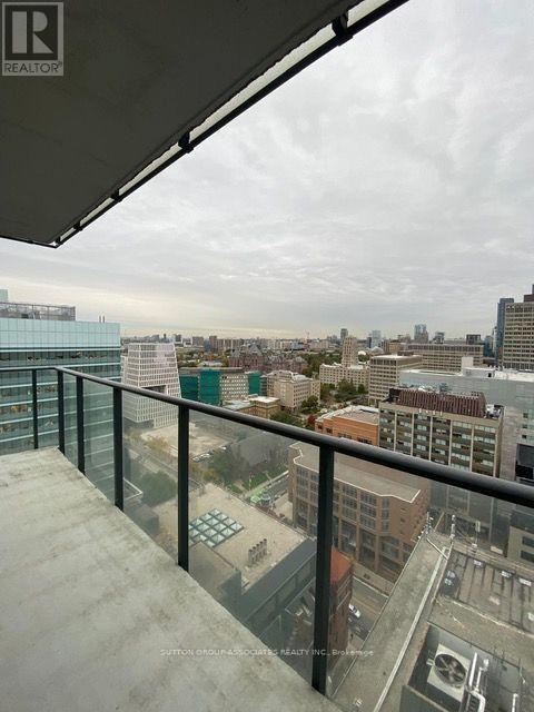 2411 - 770 Bay Street, Toronto, Ontario  M5G 0A6 - Photo 7 - C13855294