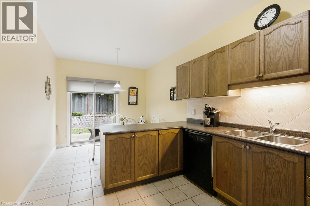 34 Southbrook Drive Unit# 7, Binbrook, Ontario  L0R 2C0 - Photo 7 - 40868828