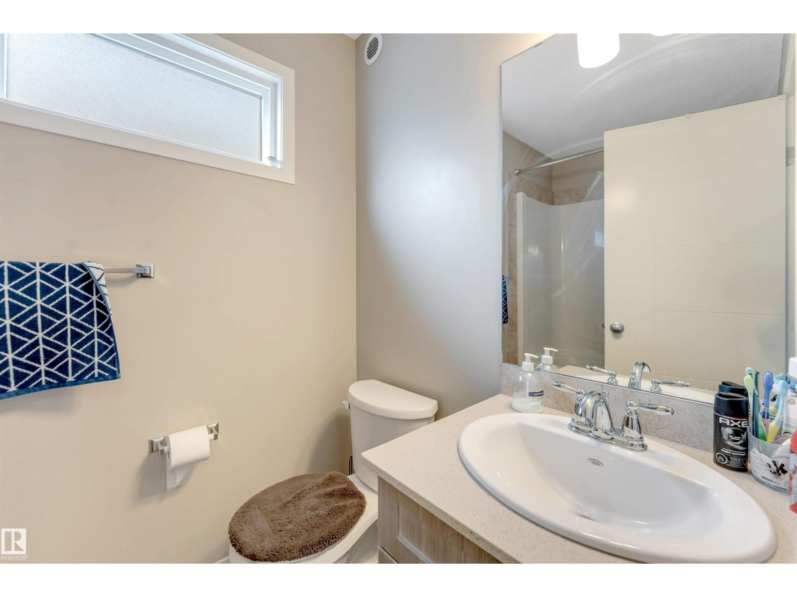 1410 26 AV NW