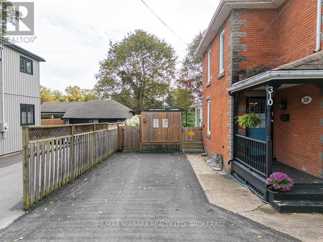 310 Clarence Street, Port Colborne, Ontario  L3K 3G8 - Photo 2 - X13864570