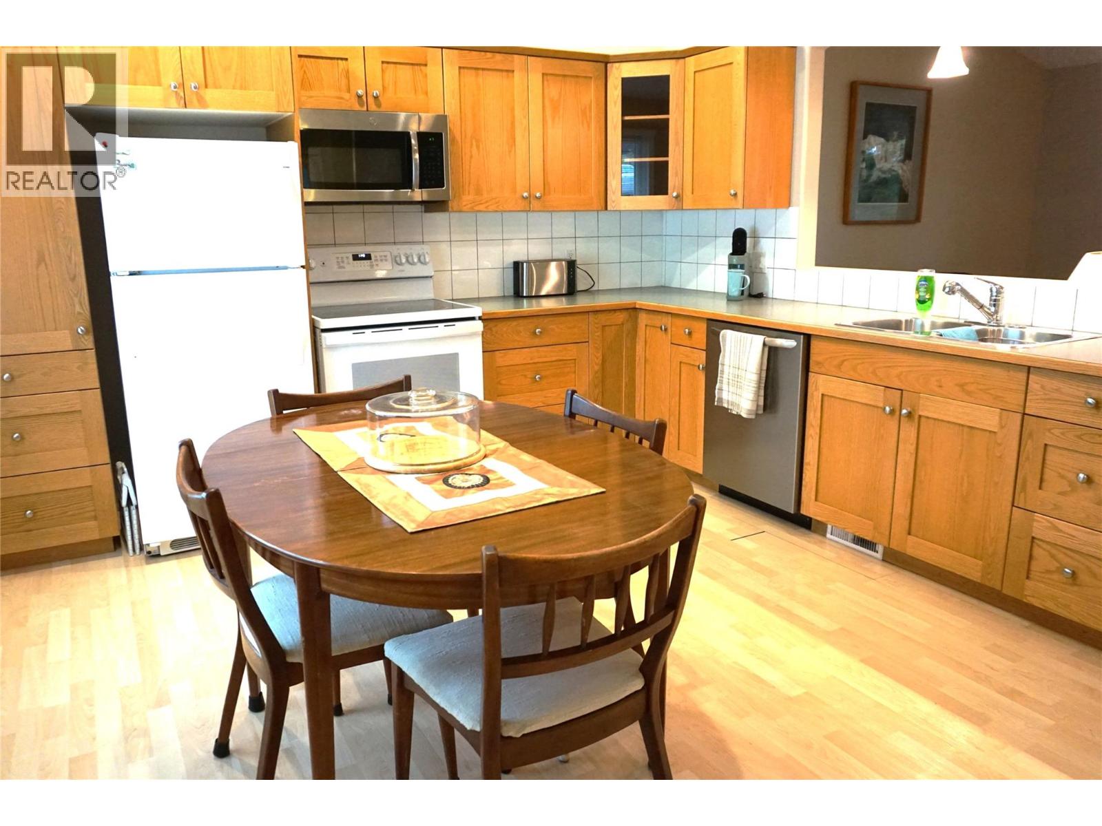 4969 Mountain Side Road, Fairmont Hot Springs, British Columbia  V0B 1L1 - Photo 13 - 10402571