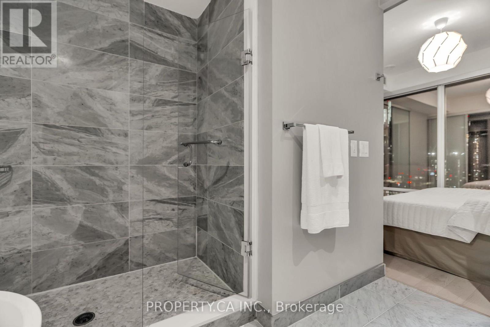 3002 - 488 University Avenue, Toronto, Ontario  M5G 0C1 - Photo 20 - C13864532
