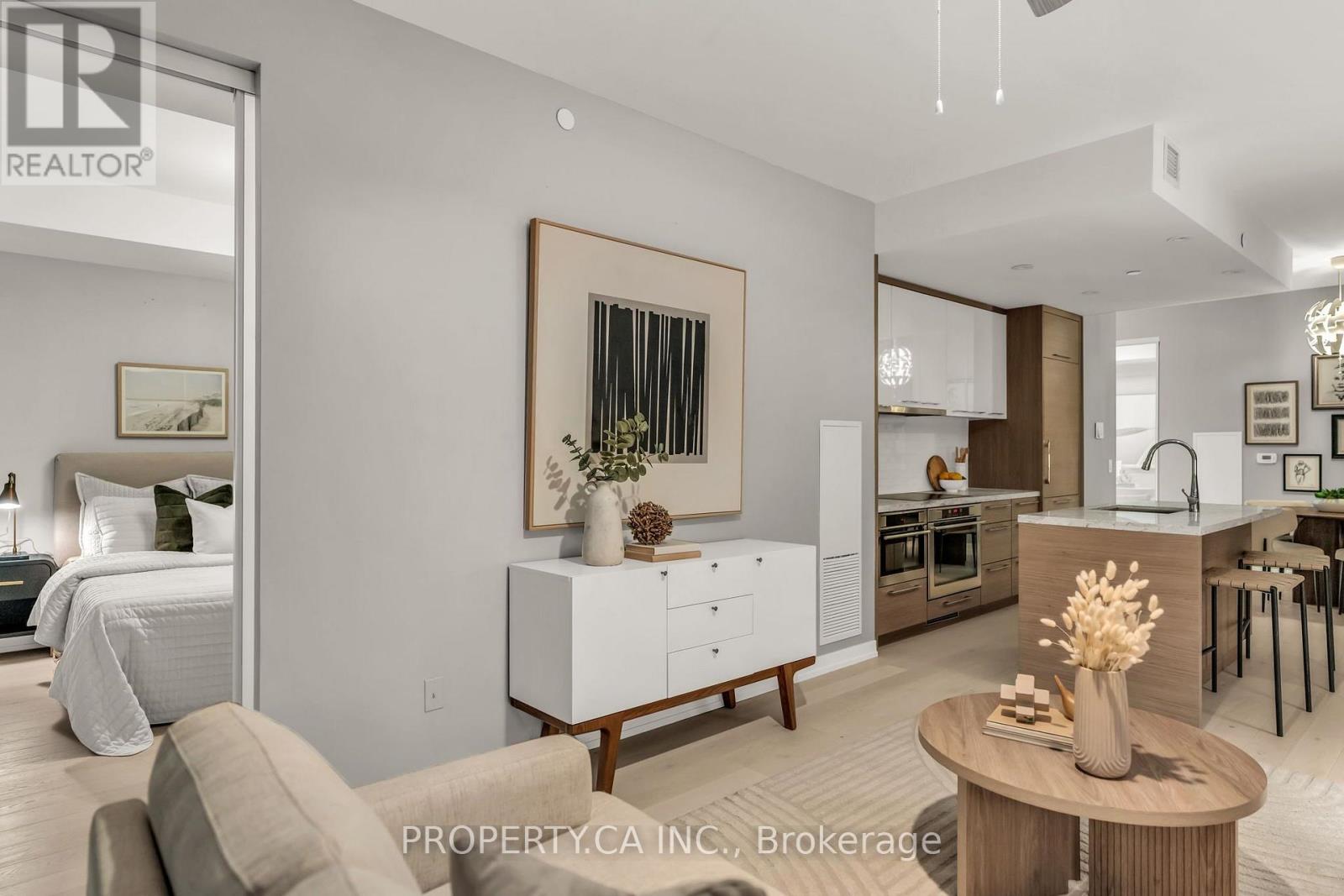 3002 - 488 University Avenue, Toronto, Ontario  M5G 0C1 - Photo 5 - C13864532