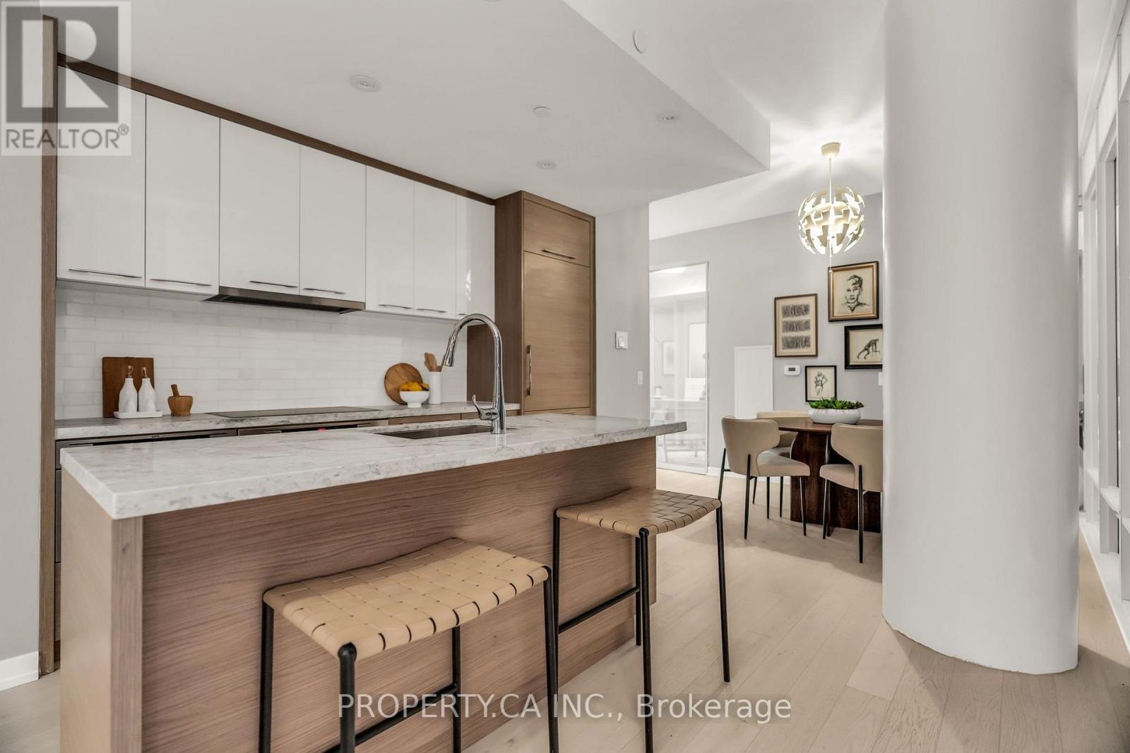 3002 - 488 University Avenue, Toronto, Ontario  M5G 0C1 - Photo 9 - C13864532