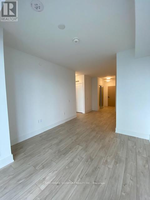1806 - 10 Inn On The Park Drive, Toronto, Ontario  M3C 0P9 - Photo 4 - C13864548