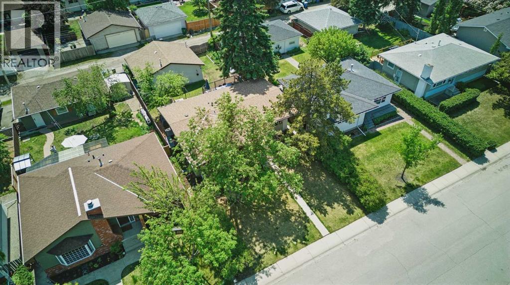 27 Gordon Drive SW