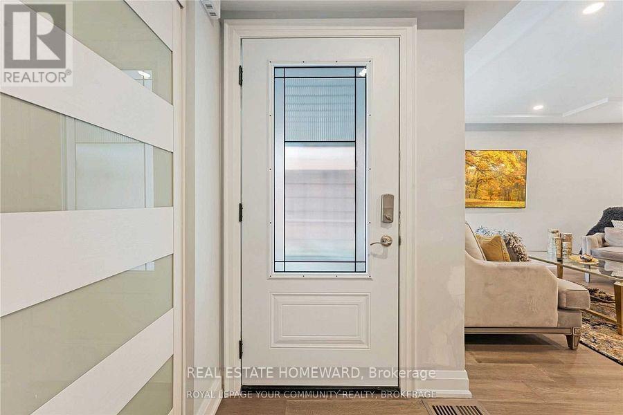 Main - 129 Castle Rock Drive, Richmond Hill, Ontario L4C 6A1 - Photo 2 - N13864540