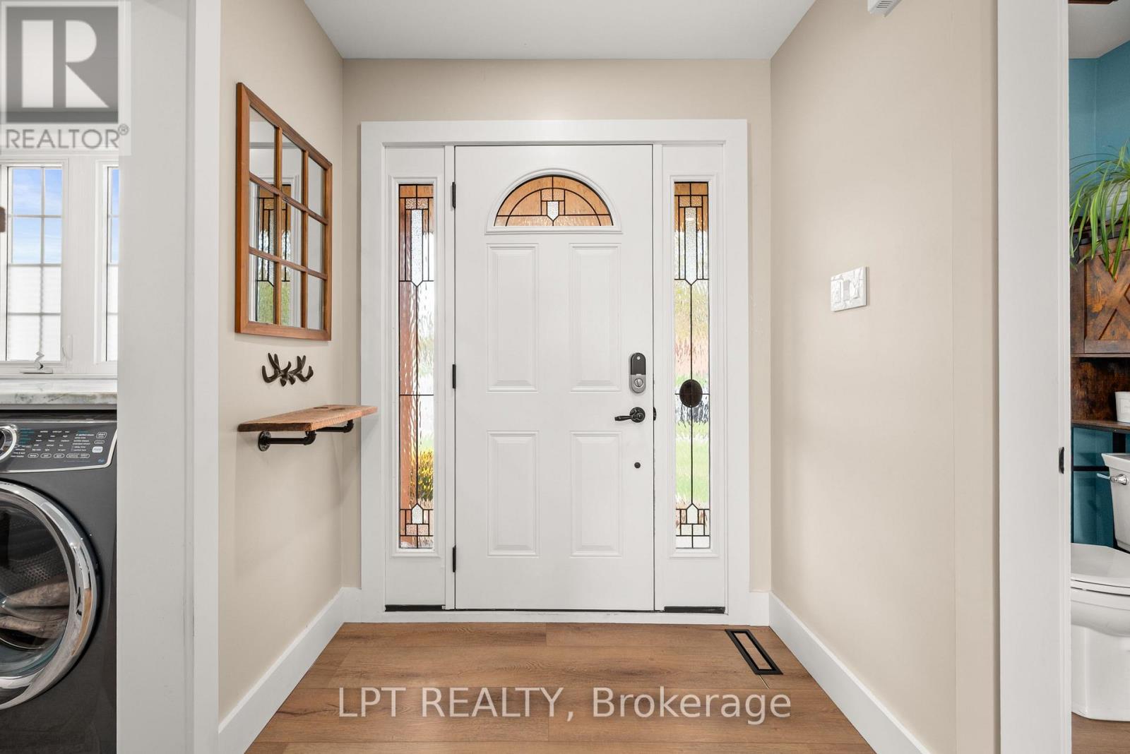 2730 Dempster Avenue, Innisfil, Ontario  L9S 1C1 - Photo 5 - N13864576