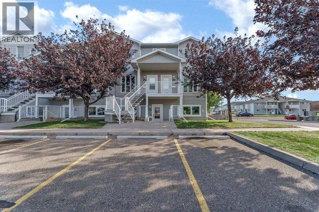 108 Northlands Pointe Ne, Medicine Hat, Alberta  T1C 0C5 - Photo 36 - A2349893