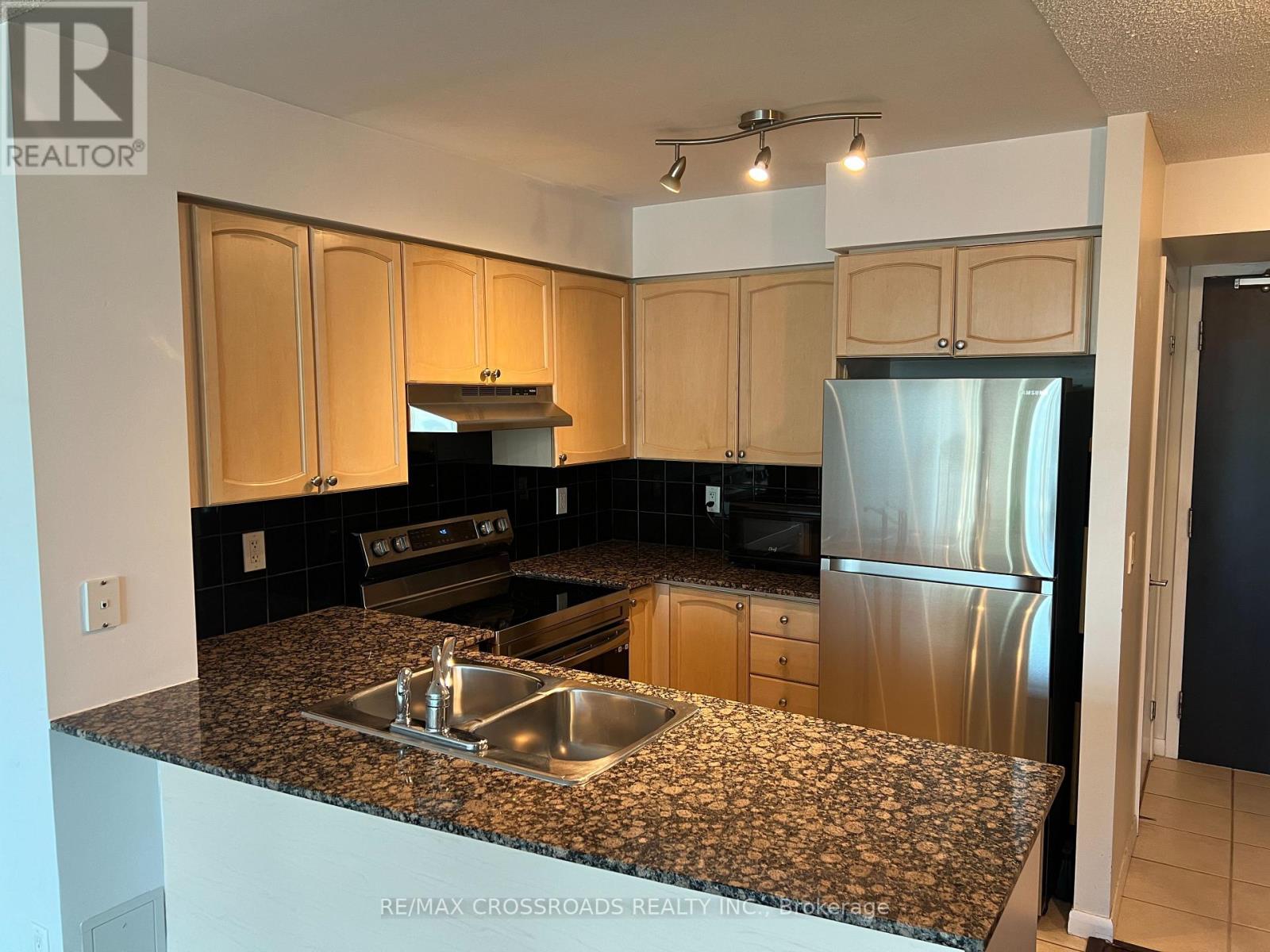 1806 - 231 Fort York Boulevard, Toronto, Ontario  M5V 1B2 - Photo 2 - C13786730