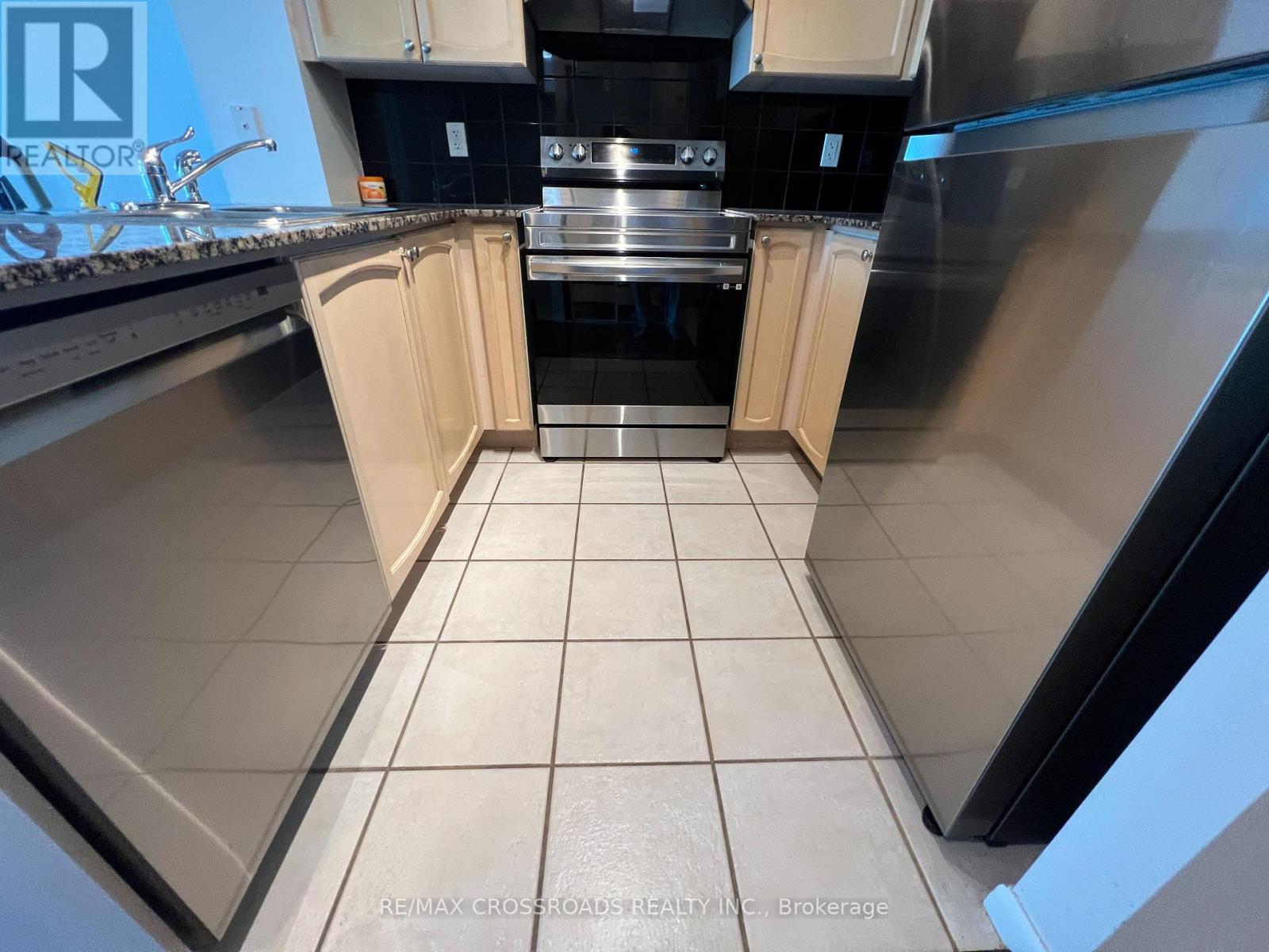 1806 - 231 Fort York Boulevard, Toronto, Ontario  M5V 1B2 - Photo 8 - C13786730