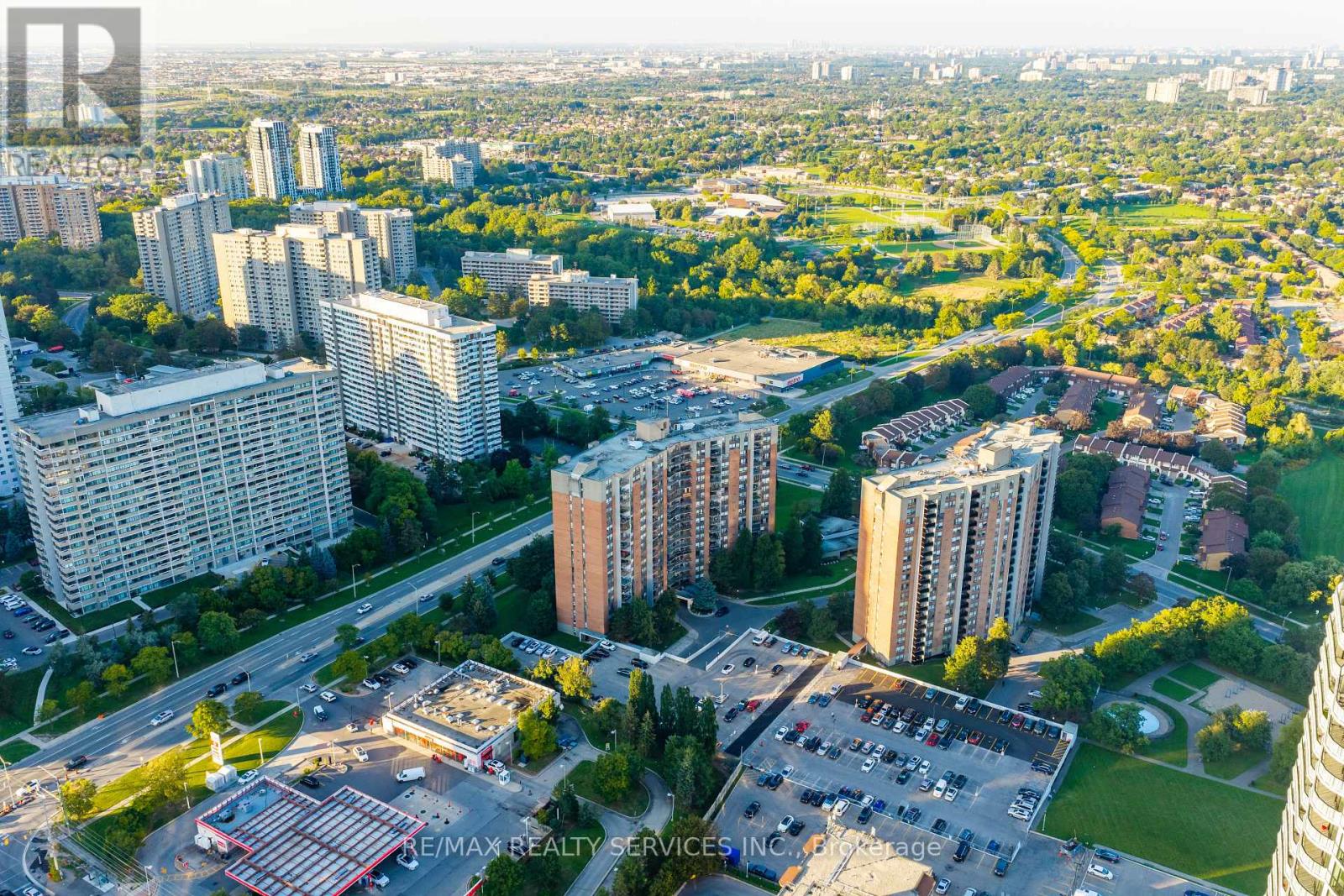 701 - 20 Mississauga Valley Boulevard, Mississauga, Ontario  L5A 3S2 - Photo 3 - W13864546
