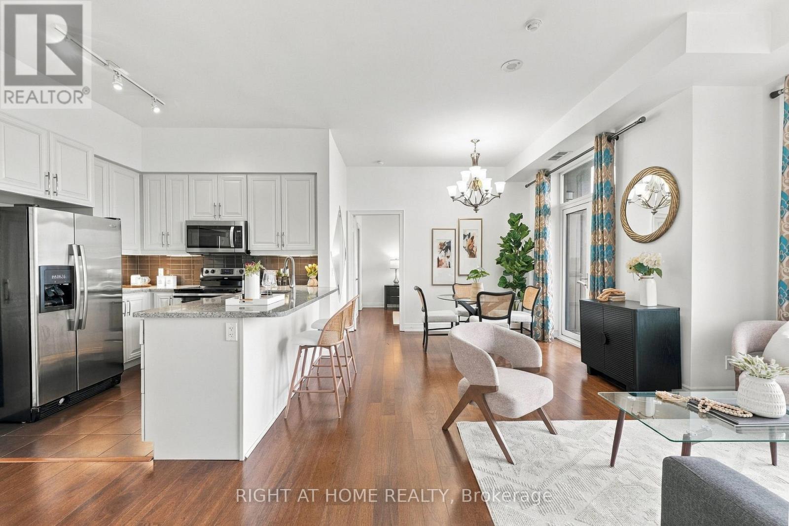1301 - 1135 Royal York Road, Toronto, Ontario  M9A 0C3 - Photo 13 - W13864562