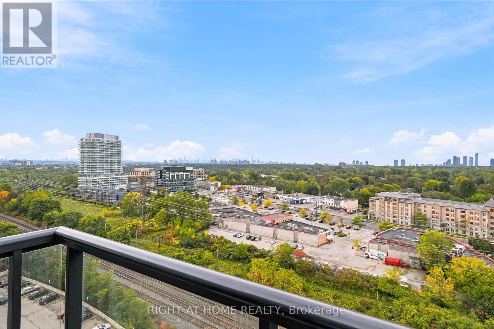 1301 - 1135 Royal York Road, Toronto, Ontario  M9A 0C3 - Photo 18 - W13864562