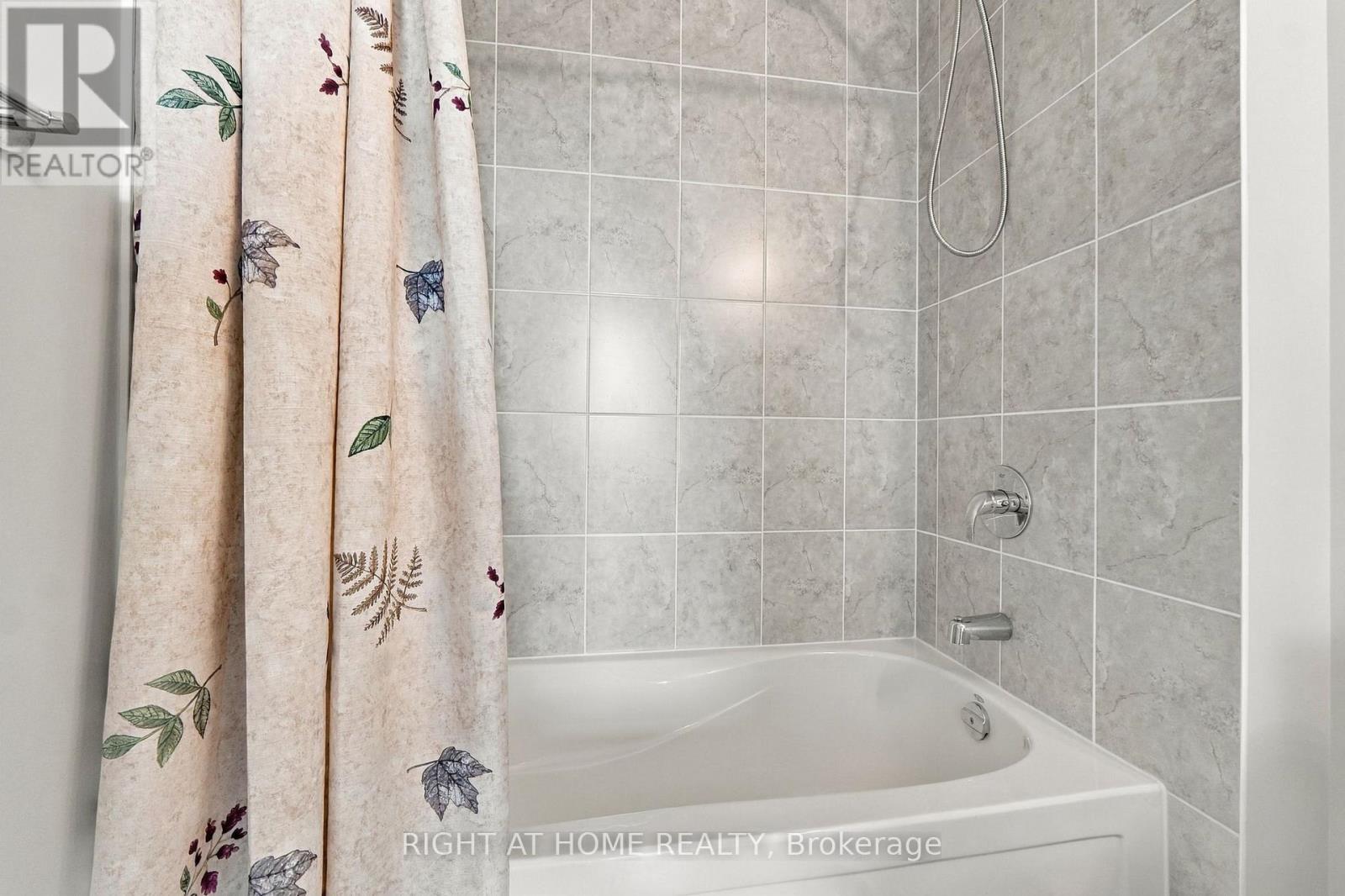 1301 - 1135 Royal York Road, Toronto, Ontario  M9A 0C3 - Photo 35 - W13864562