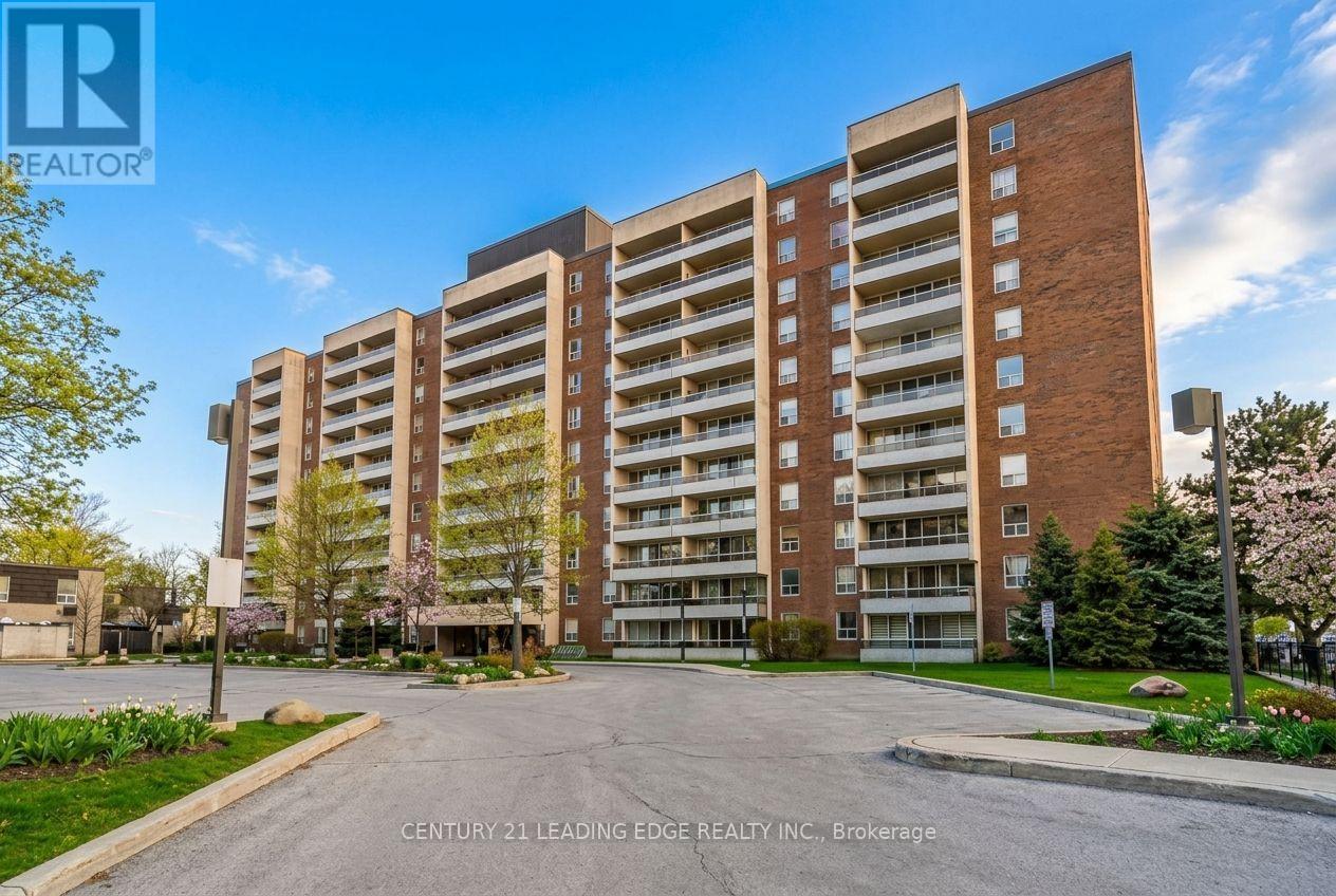 604 - 25 FOUR WINDS DRIVE, Toronto, Ontario
