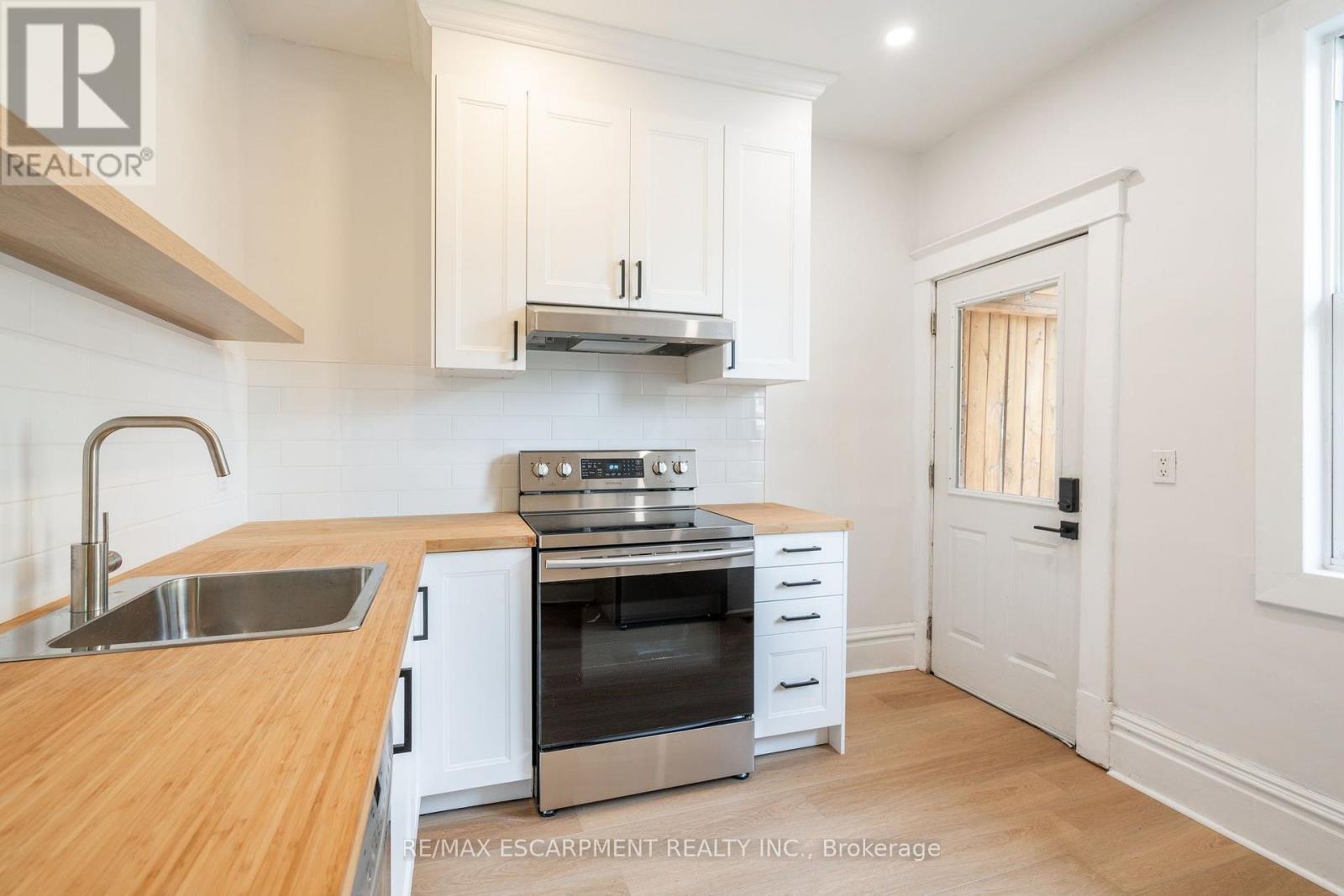 1 - 48 BURRIS STREET, Hamilton, Ontario