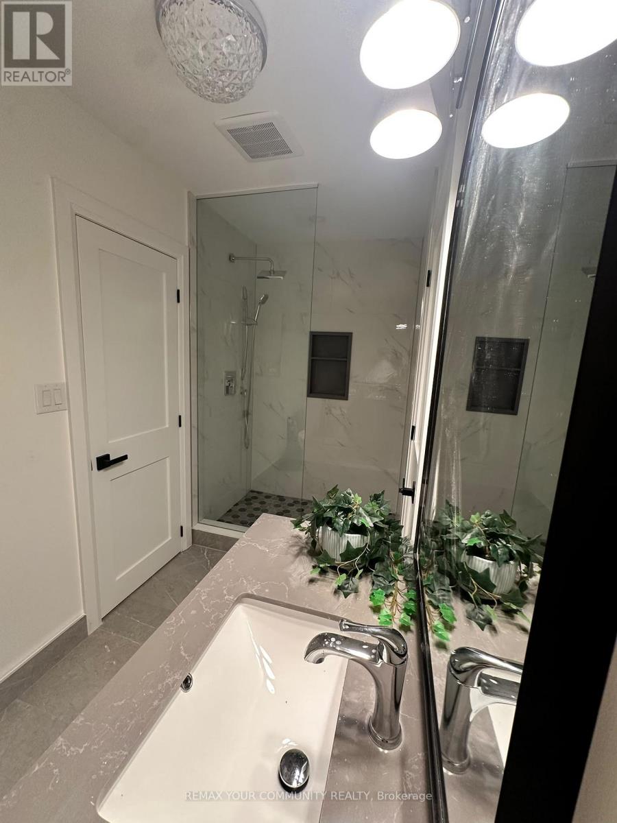 2063 Waters Edge Drive, Oakville, Ontario L6L 1A3 - Photo 20 - W13622126