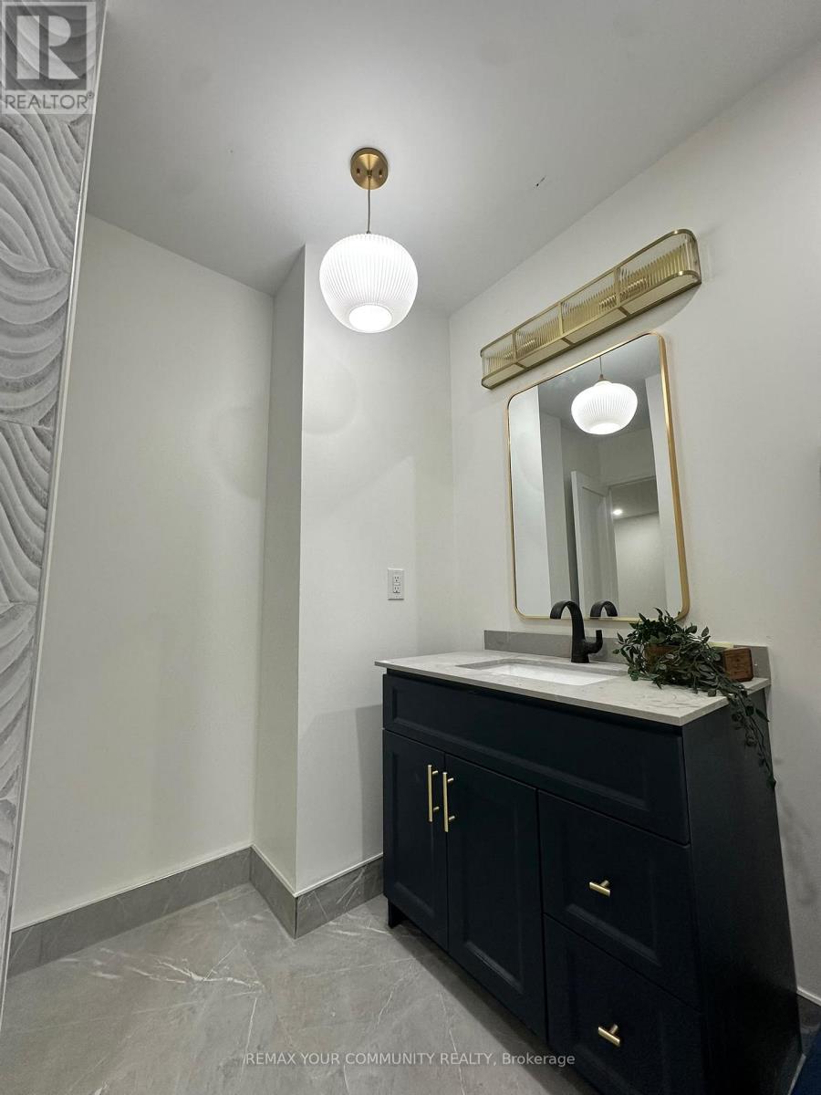 2063 Waters Edge Drive, Oakville, Ontario L6L 1A3 - Photo 17 - W13622126