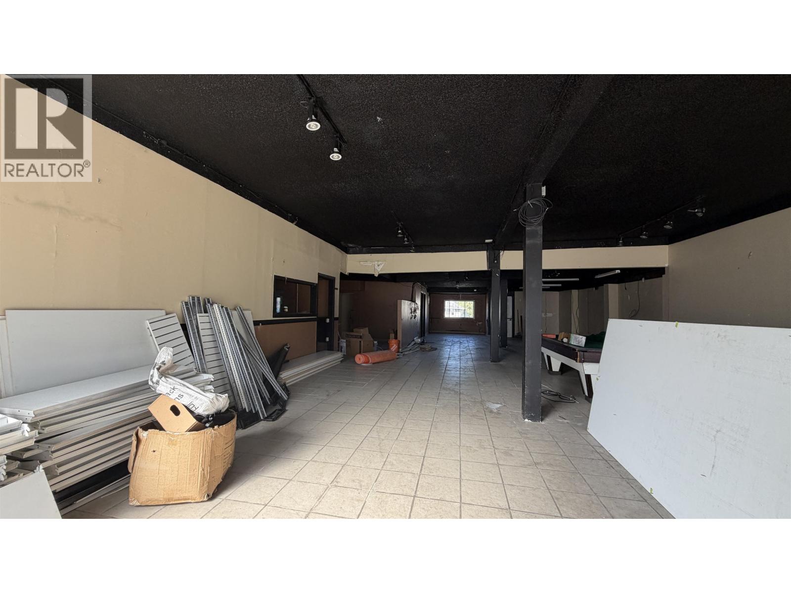 2123 Kings Way, Vancouver, British Columbia  V5N 2T4 - Photo 3 - C8082510