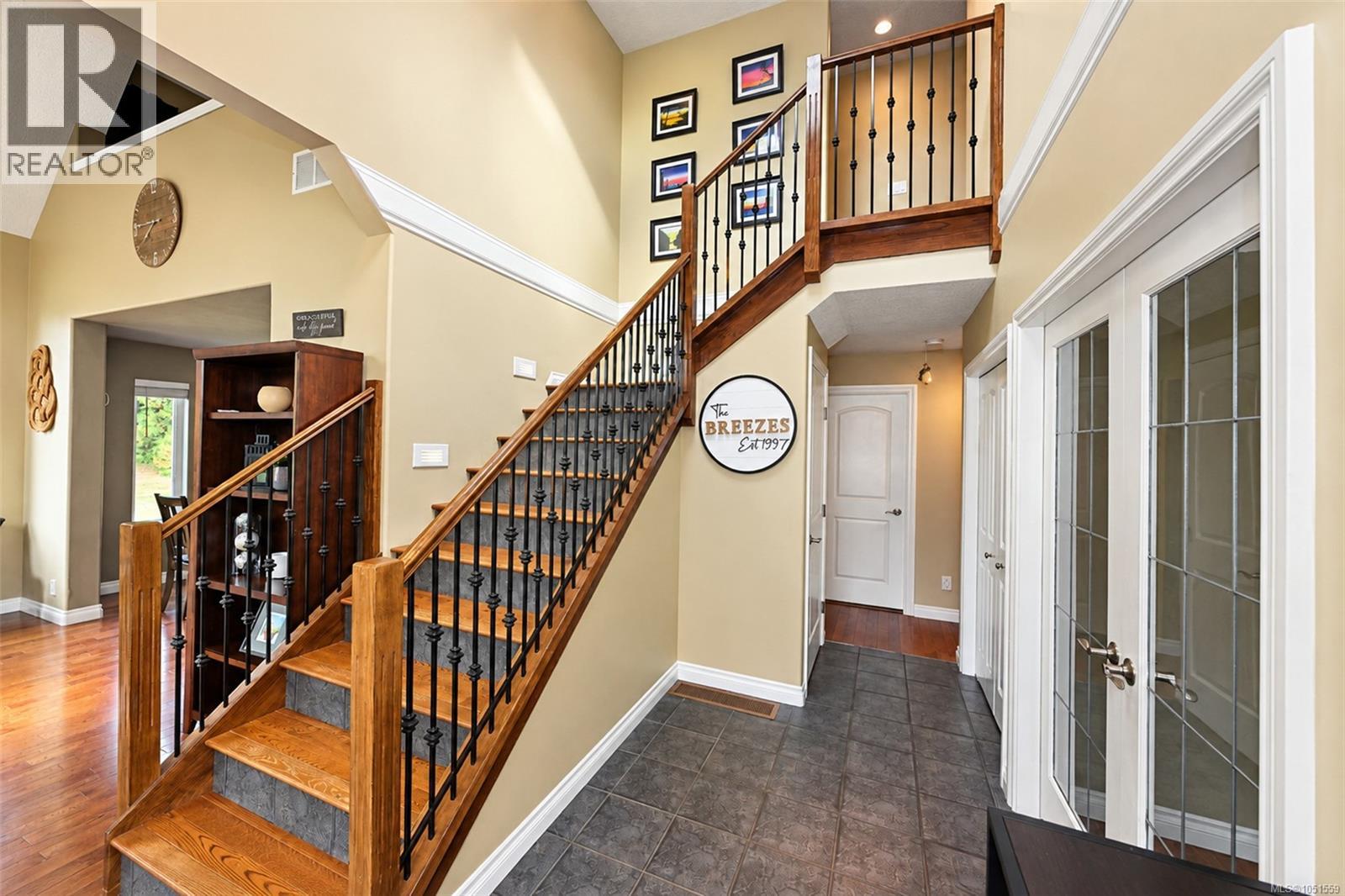 2839 Wedgewood Dr