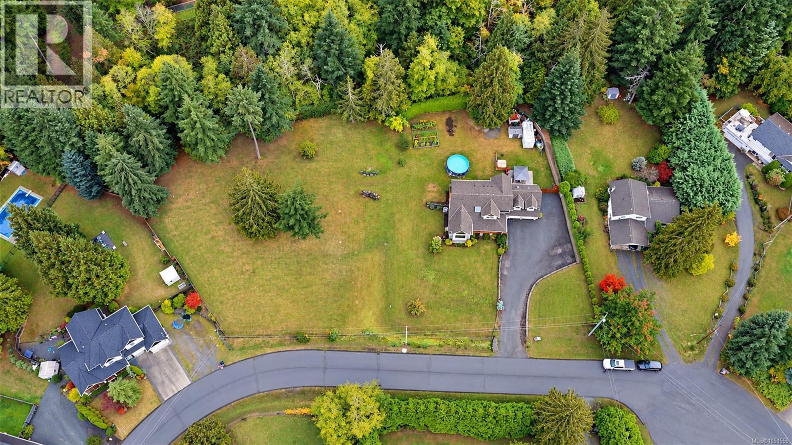 2839 Wedgewood Dr