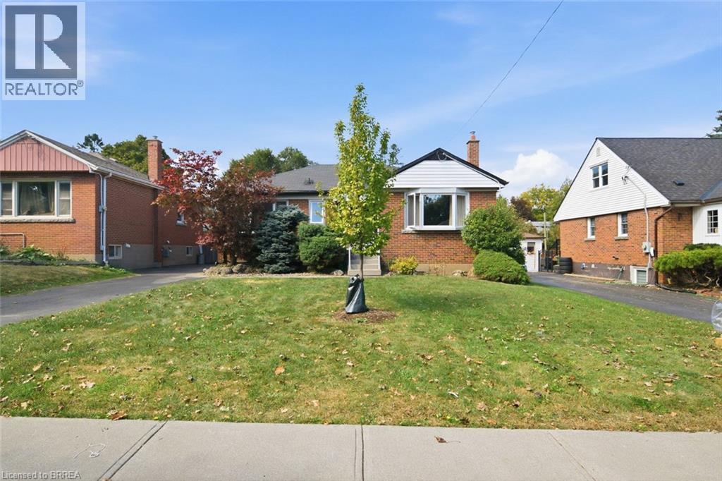 138 West 23rd Street, Hamilton, Ontario  L9C 4V7 - Photo 2 - 40863289