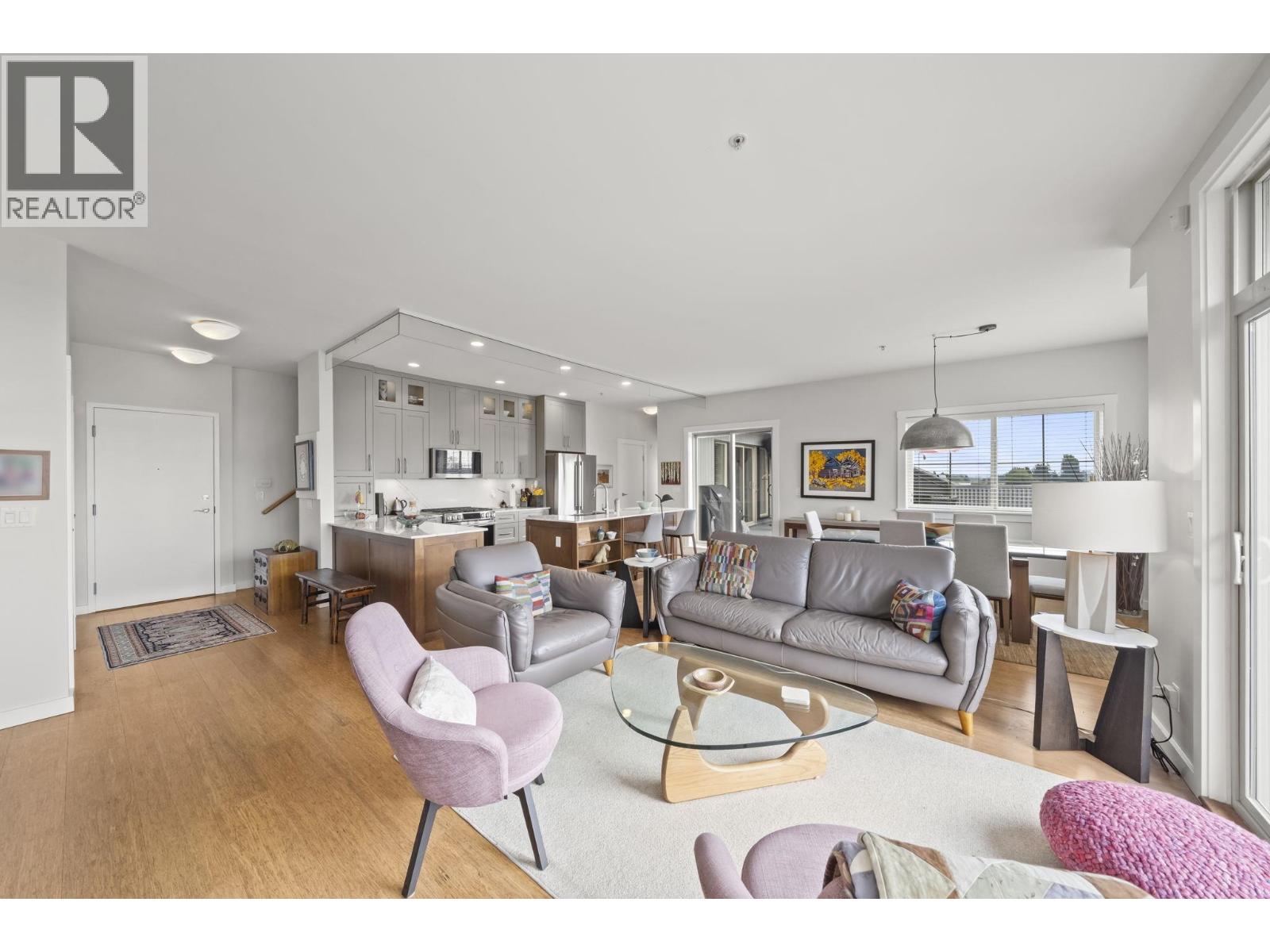408 6233 LONDON ROAD