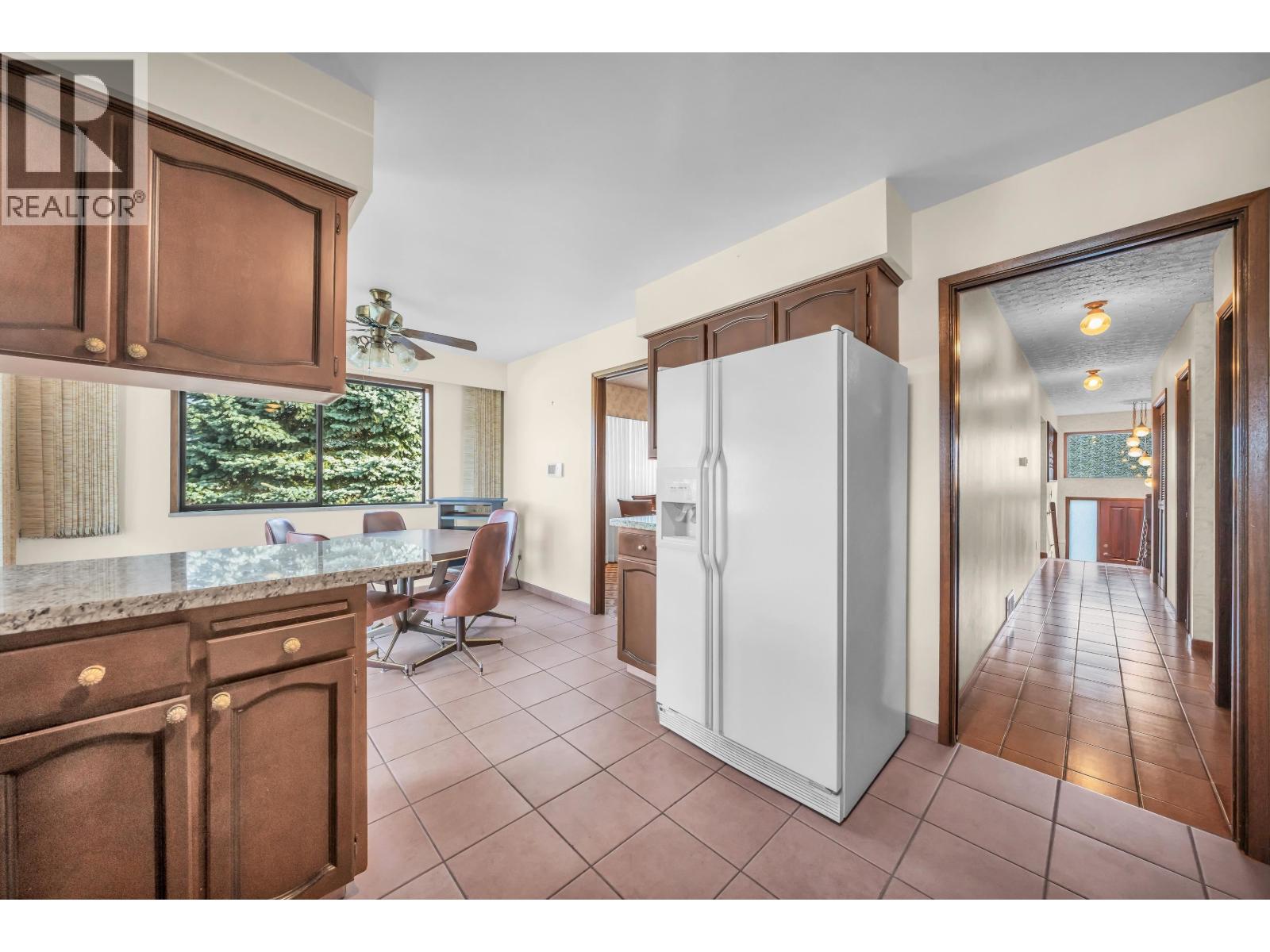4195 NANAIMO STREET