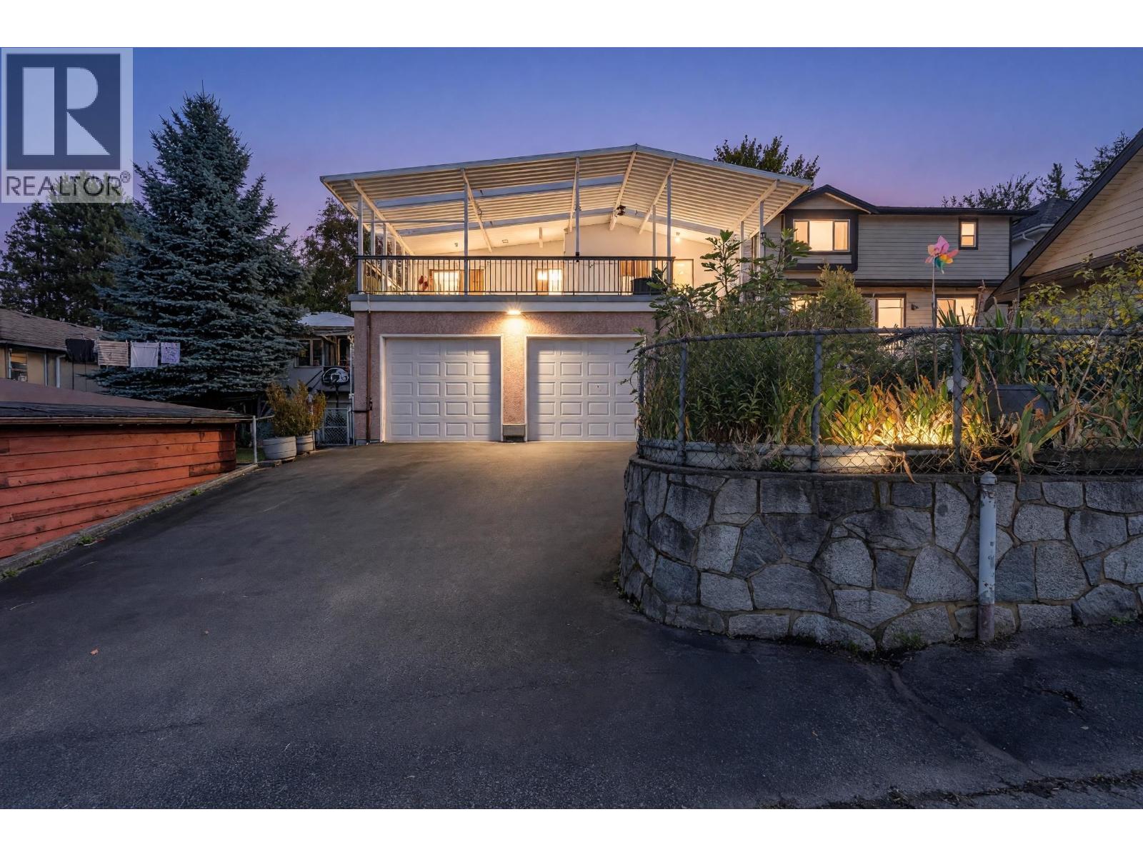 4195 NANAIMO STREET