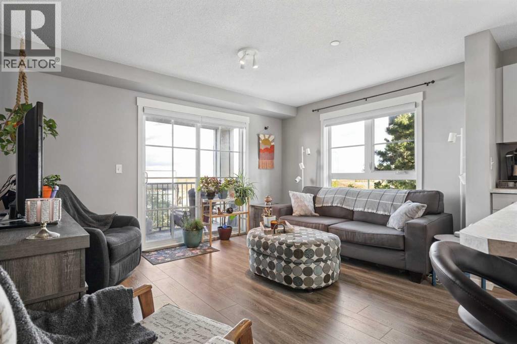 4201, 279 Copperpond Common Se, Calgary, Alberta  T2Z 1G6 - Photo 15 - A2350392