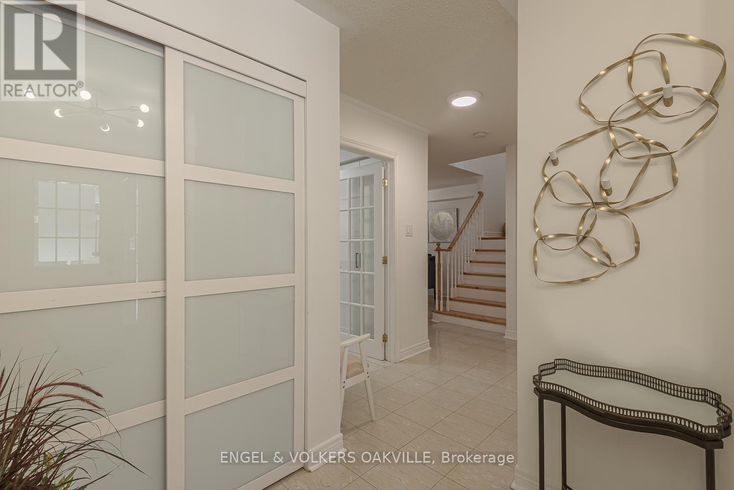 18 - 1905 Broad Hollow Gate, Mississauga, Ontario  L5L 3T4 - Photo 4 - W13864638