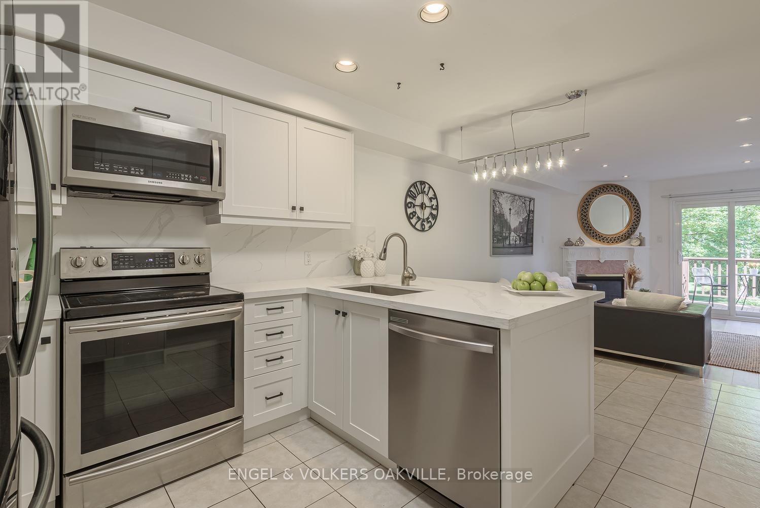 18 - 1905 Broad Hollow Gate, Mississauga, Ontario  L5L 3T4 - Photo 7 - W13864638