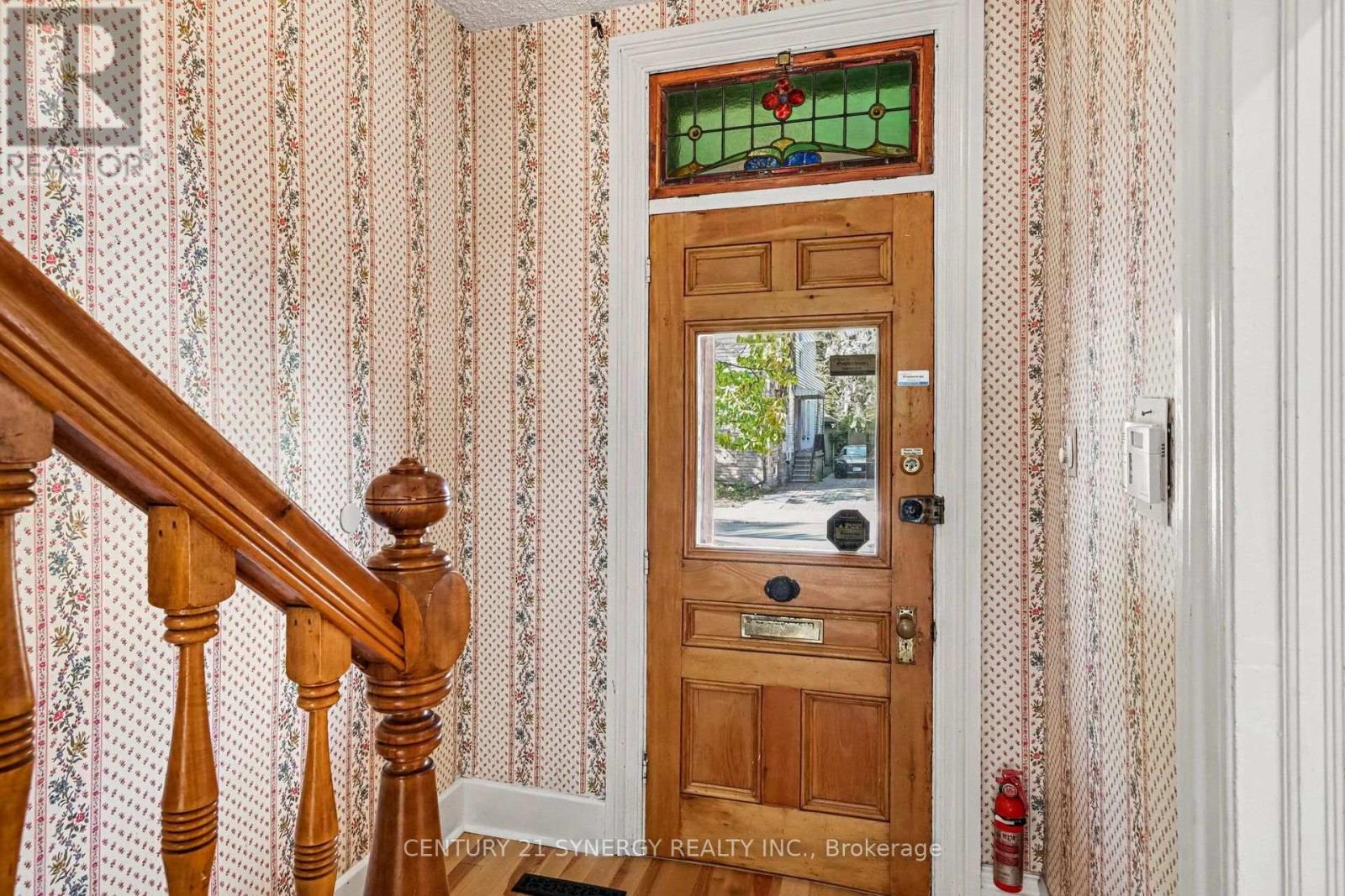 18 Wilton Crescent, Ottawa, Ontario K1S 2T5 - Photo 3 - X13757062