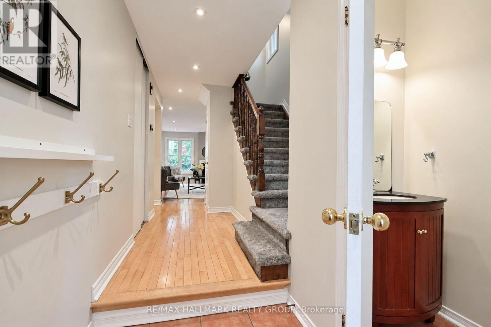 57 Ashpark Crescent, Ottawa, Ontario  K1T 3N8 - Photo 5 - X13828802