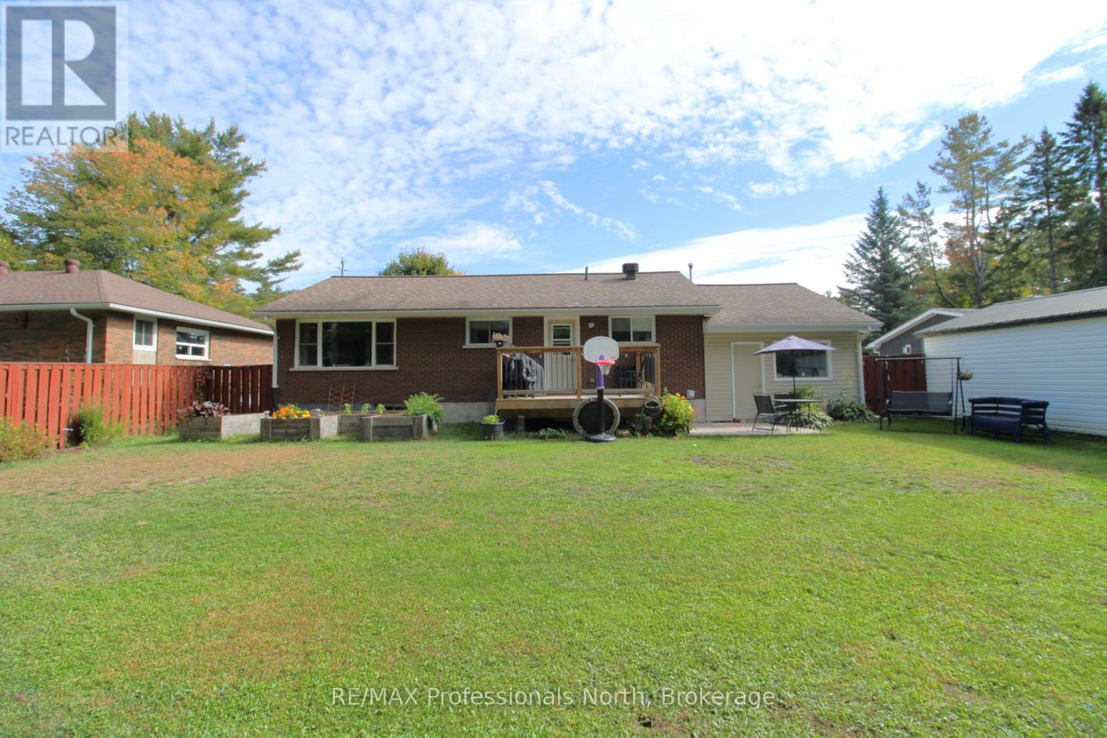 83 Pine Street, Bracebridge, Ontario  P1L 1K8 - Photo 38 - X13860834