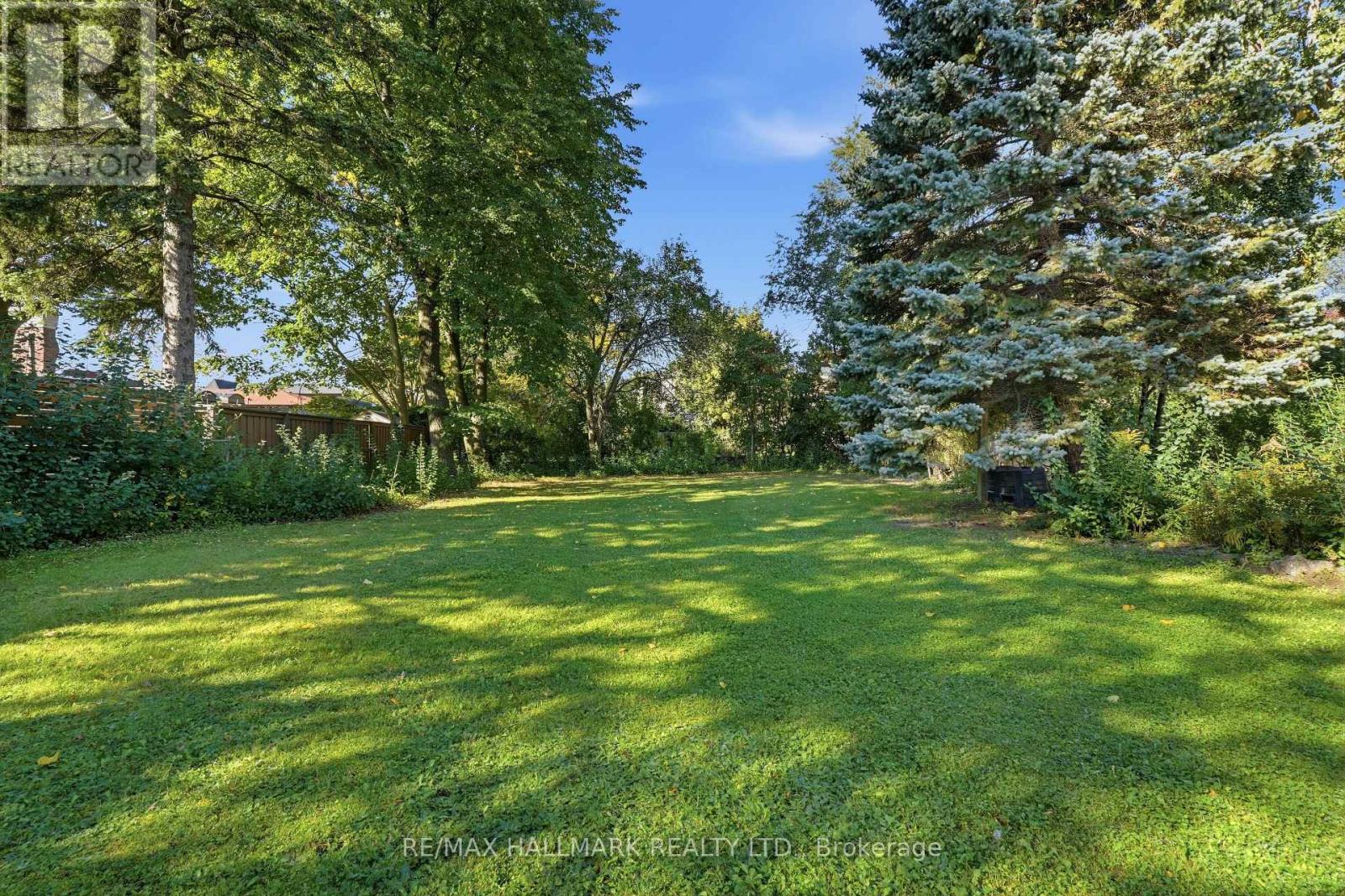 24 & 26 Wynn Road, Toronto, Ontario  M2R 1S7 - Photo 11 - C13864668