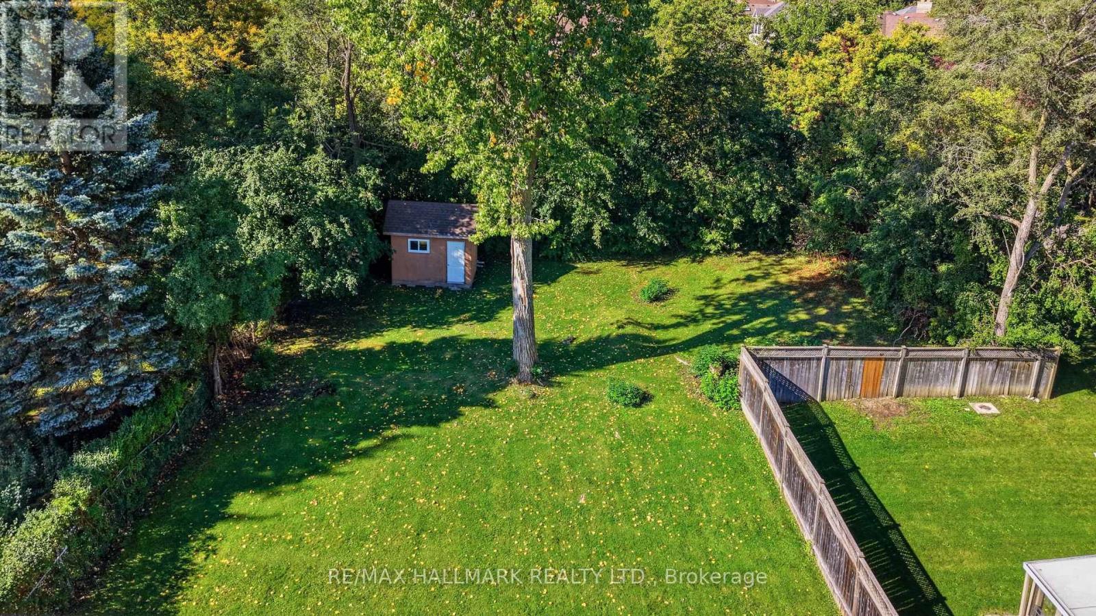 24 & 26 Wynn Road, Toronto, Ontario  M2R 1S7 - Photo 18 - C13864668
