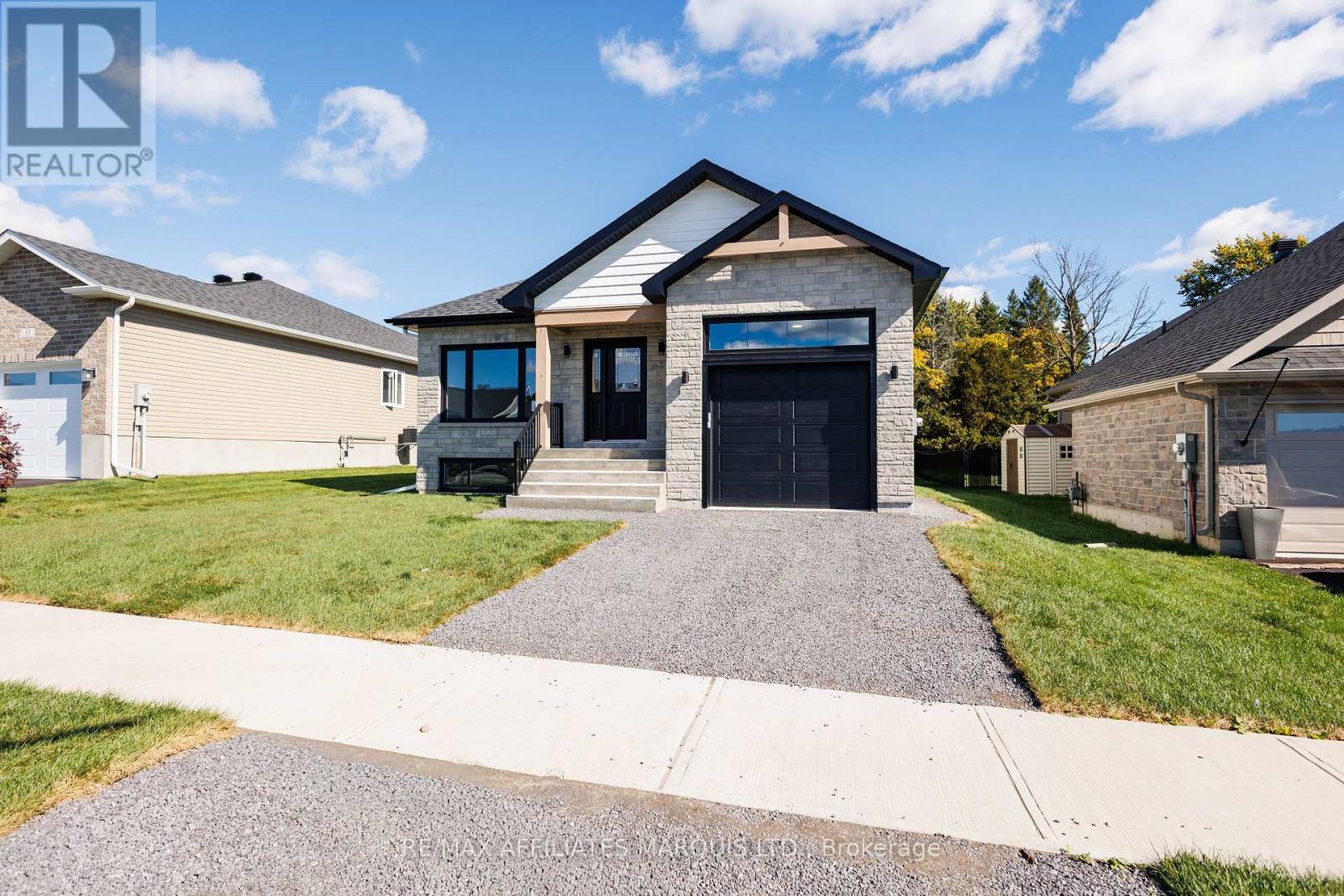 49 Clover Lane, South Stormont, Ontario  K0C 1P0 - Photo 4 - X13864714