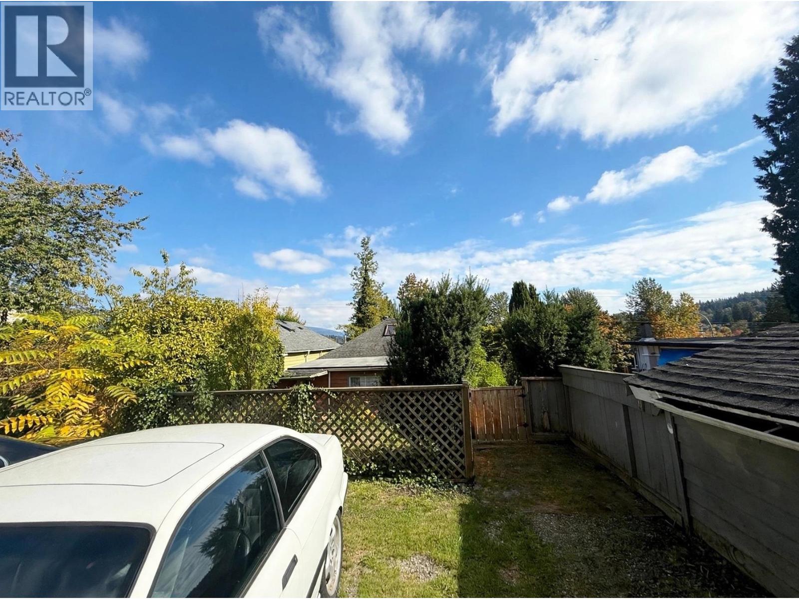 1815 BARNET HIGHWAY