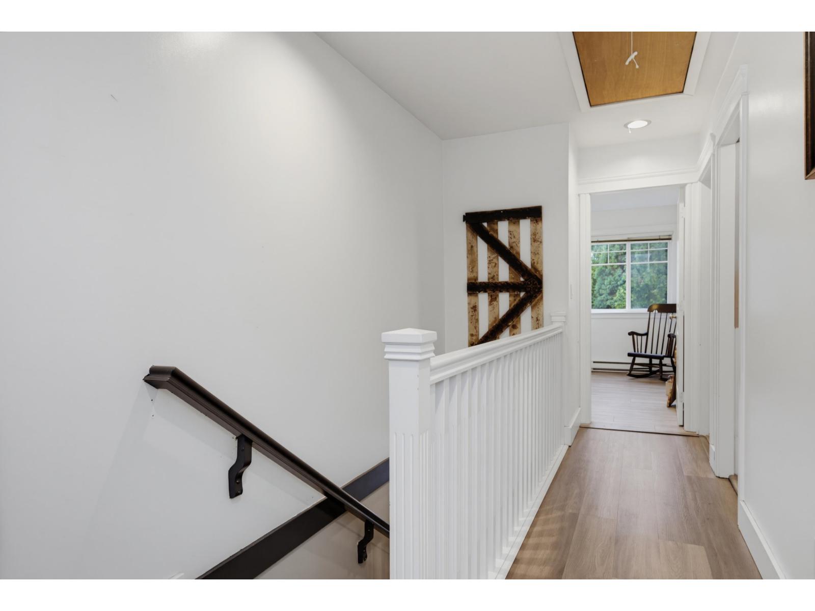 9 5988 OLD MCLELLAN ROAD