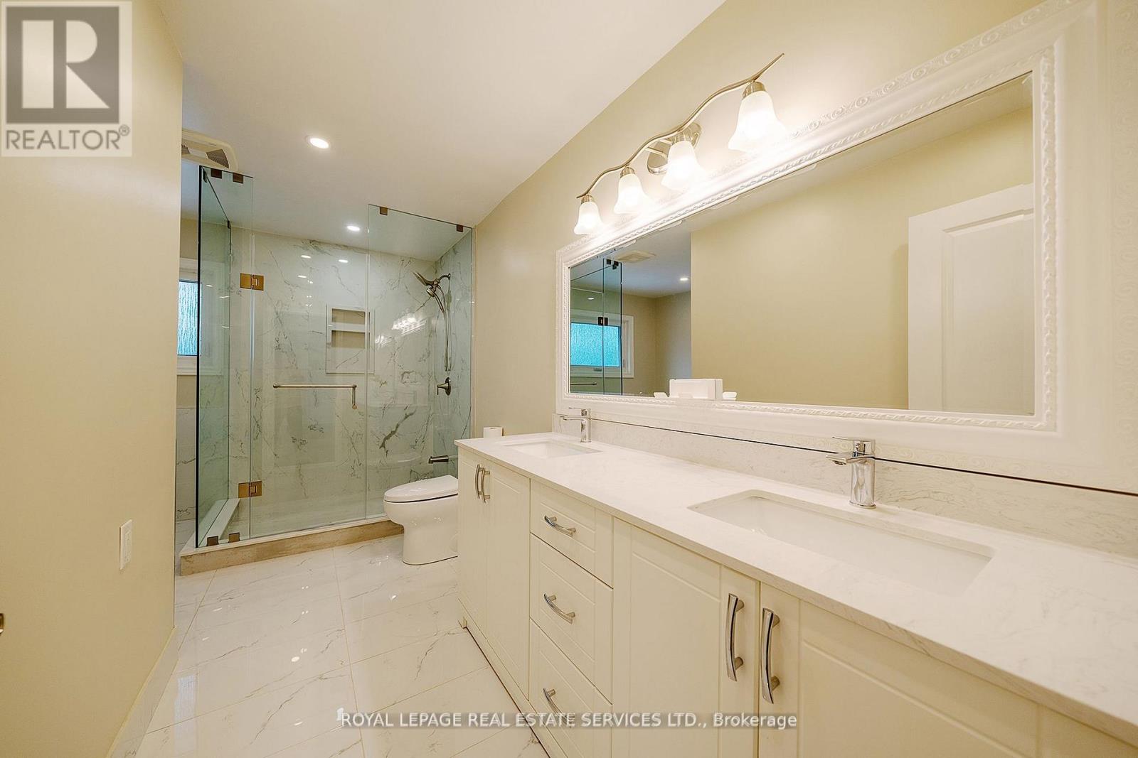 Upper - 2300 Cheverie Street, Oakville, Ontario  L6J 6B2 - Photo 18 - W13864724
