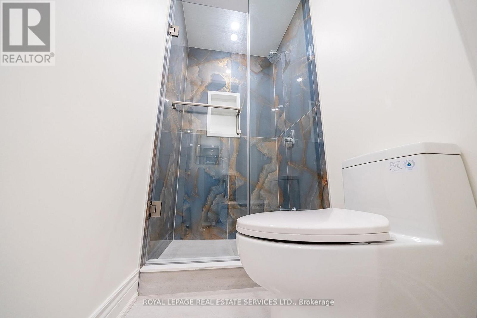 Upper - 2300 Cheverie Street, Oakville, Ontario  L6J 6B2 - Photo 23 - W13864724