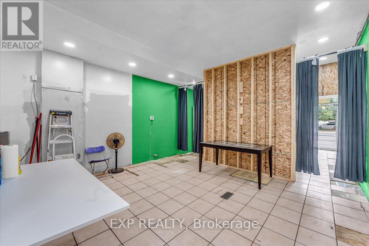 1792 Jane Street, Toronto, Ontario  M9N 2T2 - Photo 10 - W13864746