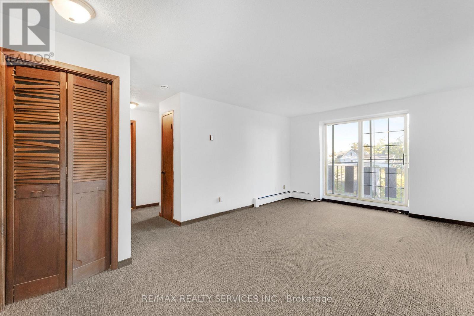 206 - 4218 Portage Road, Niagara Falls (Cherrywood), Ontario  L2E 6A4 - Photo 14 - X13864670