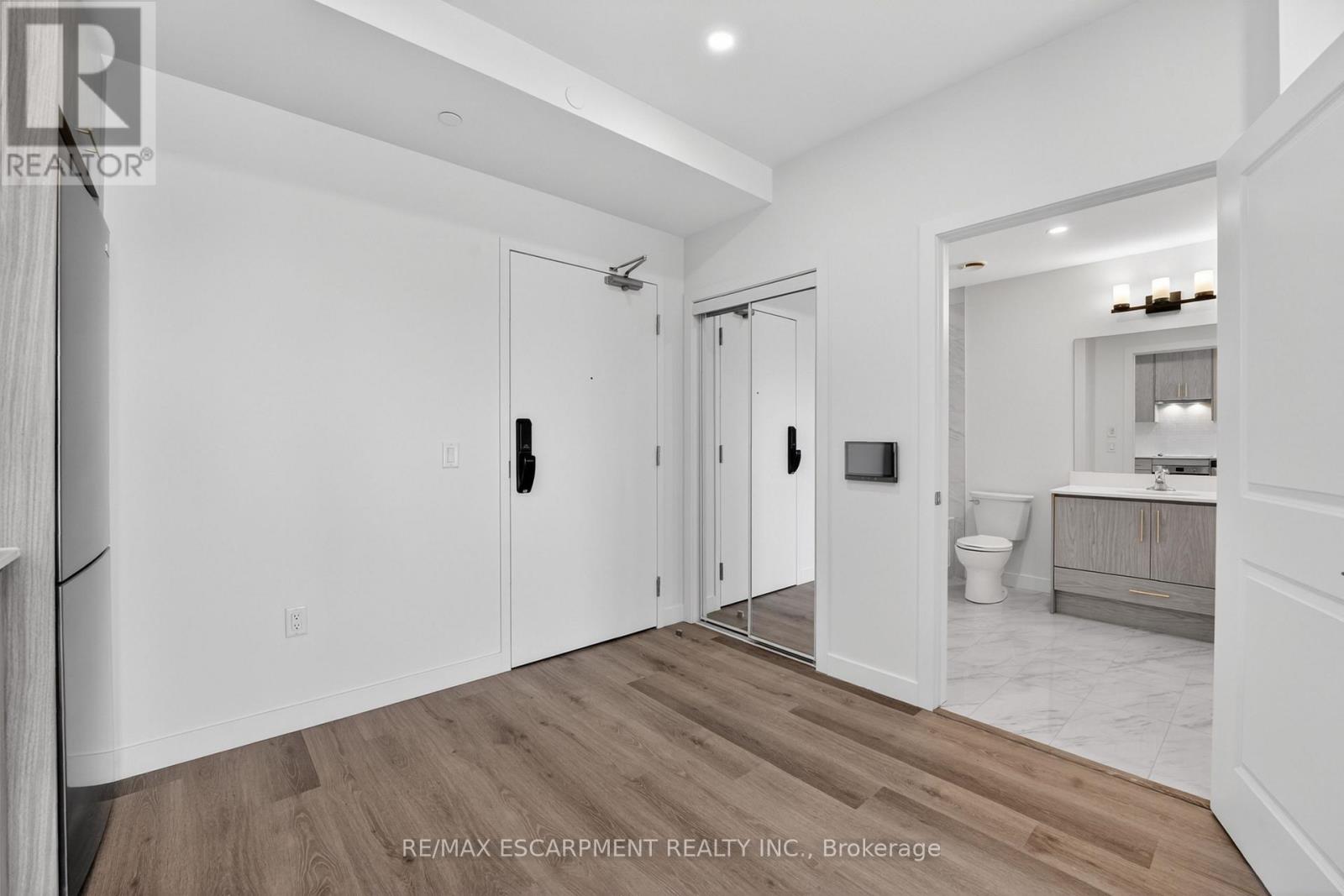 321 - 461 Green Road, Hamilton, Ontario  L8E 0L5 - Photo 11 - X13864764