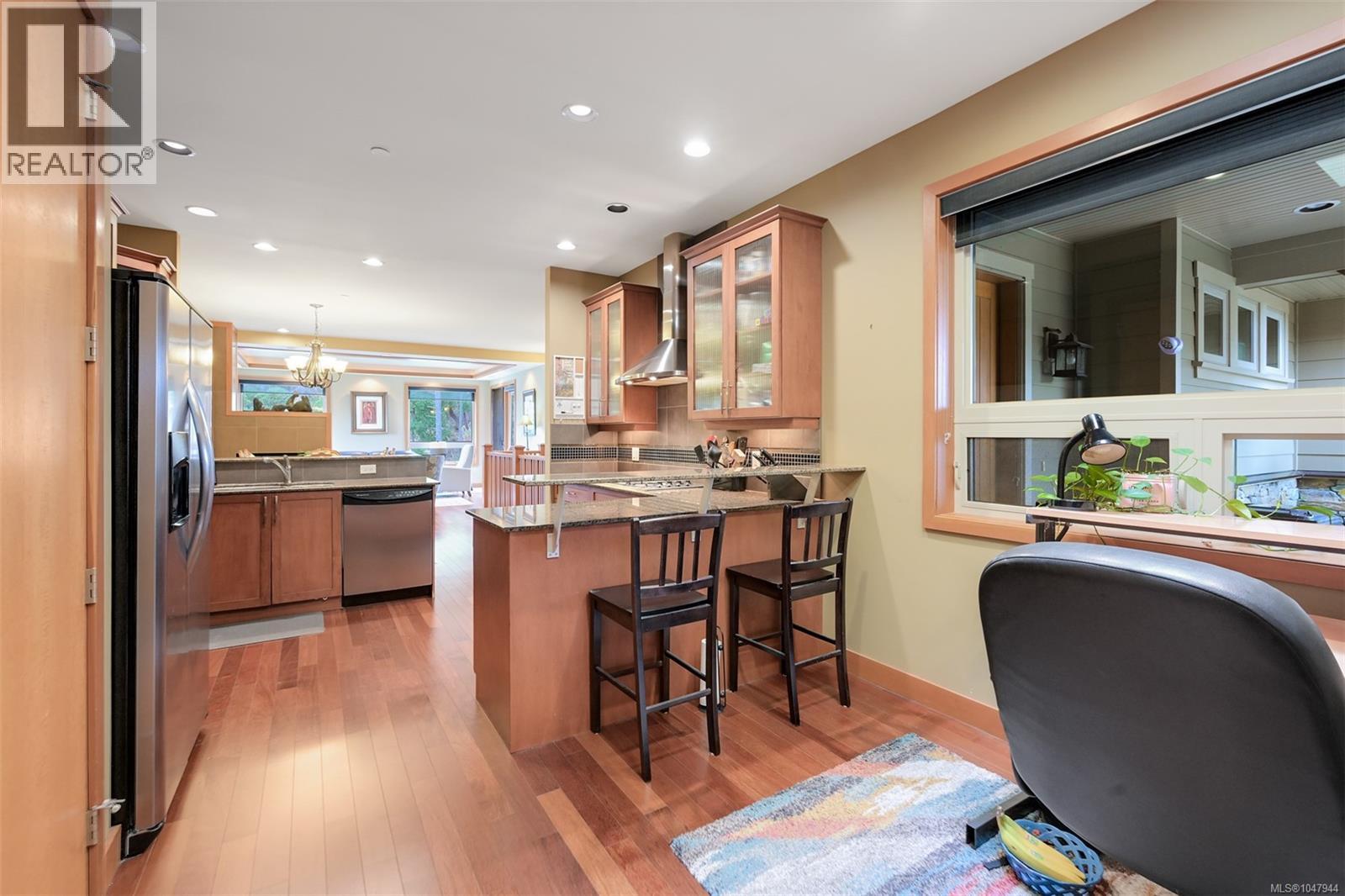 10 3650 Citadel Pl