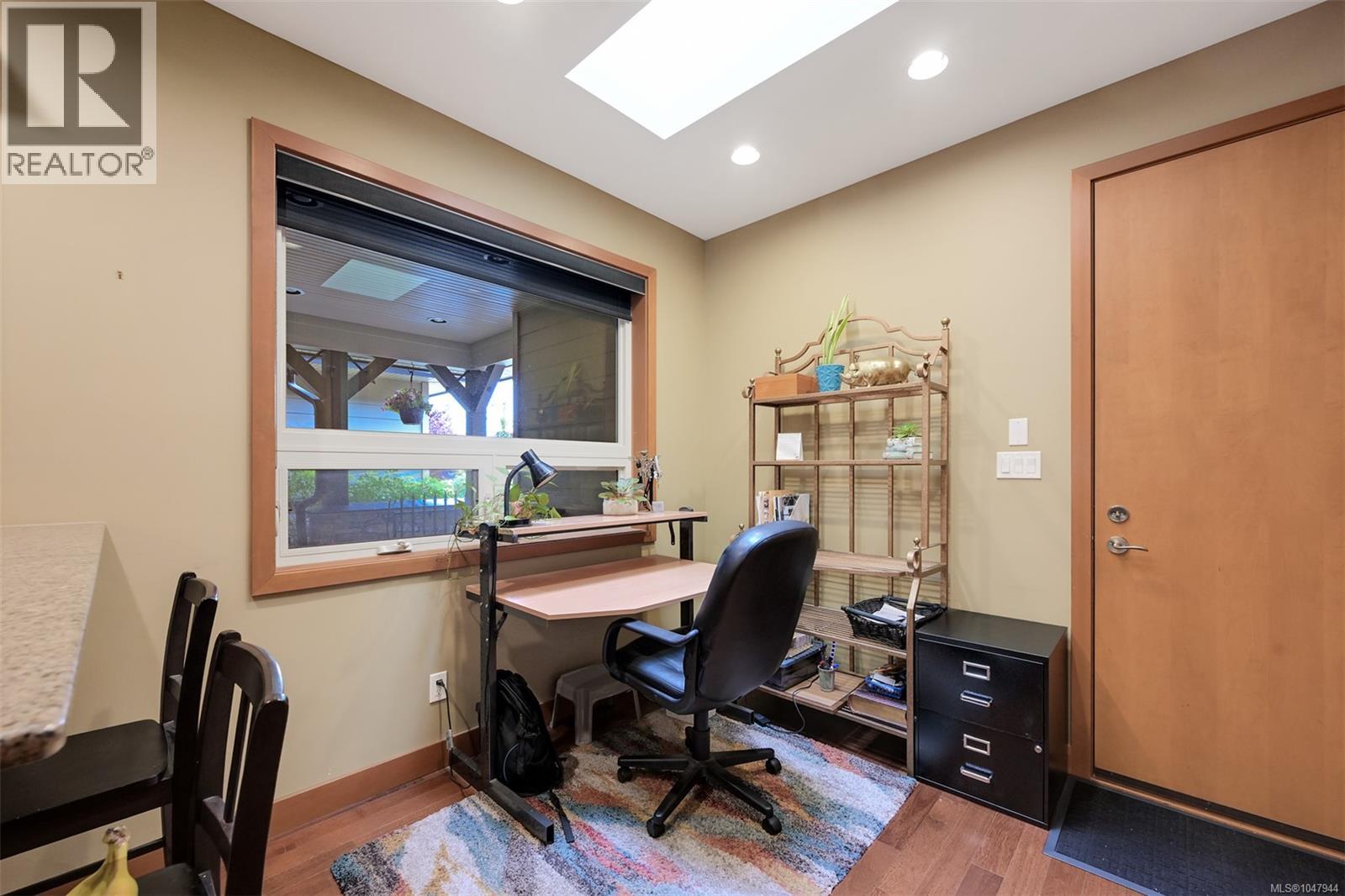 10 3650 Citadel Pl